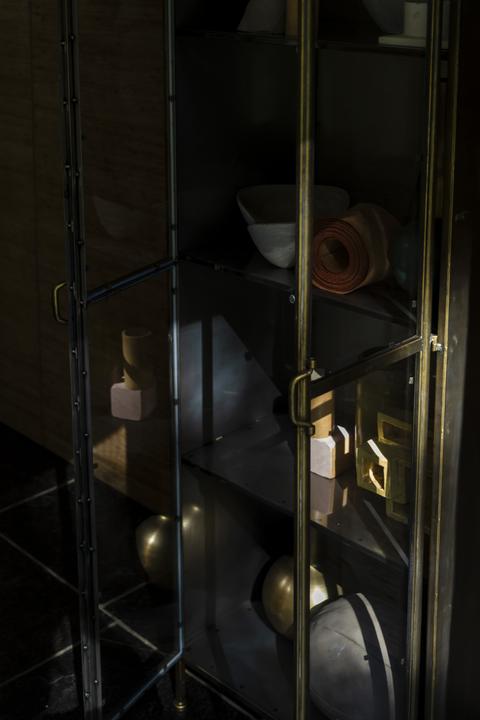 Image du produit Dutchbone Gertlush (63.50 x 41.50 x 184 cm)