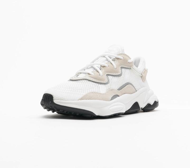 Actual product image adidas Ozweego (40)