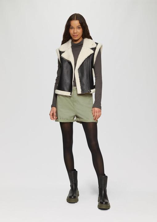 Produktbild S.Oliver Jeans-Hose Jeans-Shorts Mom / Relaxed Fit / High Rise (32)