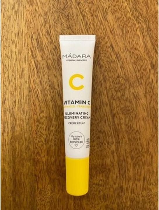 Actual product image Madara Organic Vitamin C Illuminating Recovery Cream 15ml - Revives Dull Skin (15 ml, Day cream)