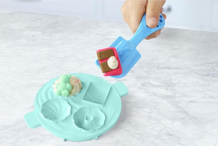 Actual product image Play-Doh Kitchen Creations Super Food Processor