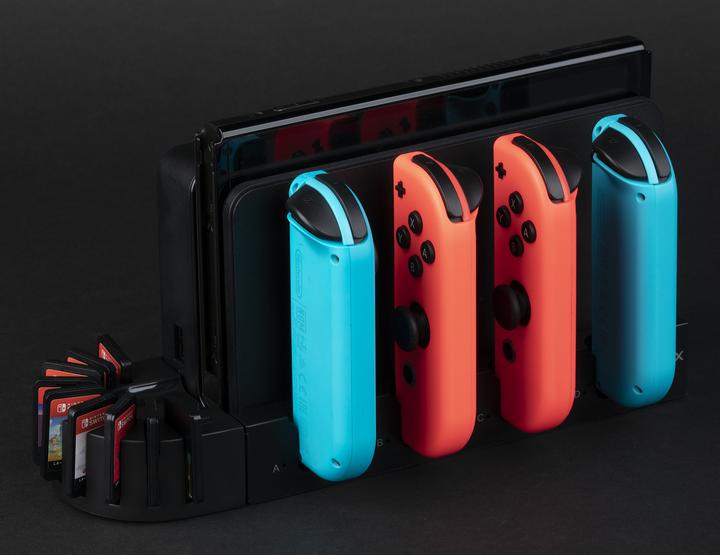 Actual product image Konix Mythics Cooling + Charging Stand Spaceship (Switch, Switch OLED)