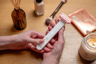 Actual product image Humanas Sonic facelift massager with EMS function Aurora - white