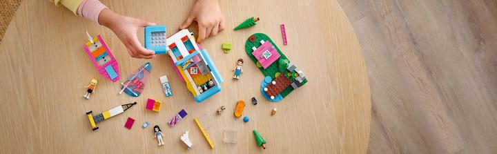 Immagine prodotto LEGO Friends 41681 Camper della foresta e barca a vela (41681, LEGO Friends)