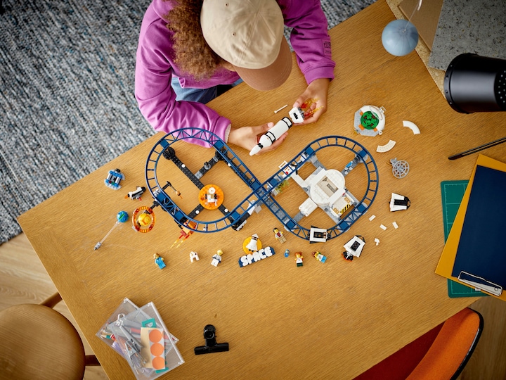 Actual product image LEGO Space roller coaster (31142, LEGO Creator Expert)