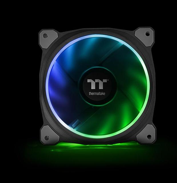 Produktbild Thermaltake Riing Plus 14 RGB TT Premium Edition (140 mm, 3x)