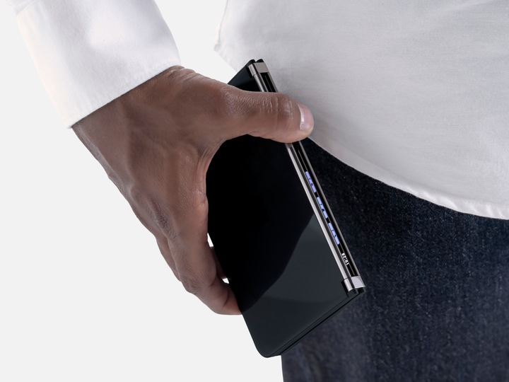 Produktbild Microsoft Surface Duo 2 B2B (256 GB, Obsidian, 8.30", SIM + eSIM, 12 Mpx, 5G)