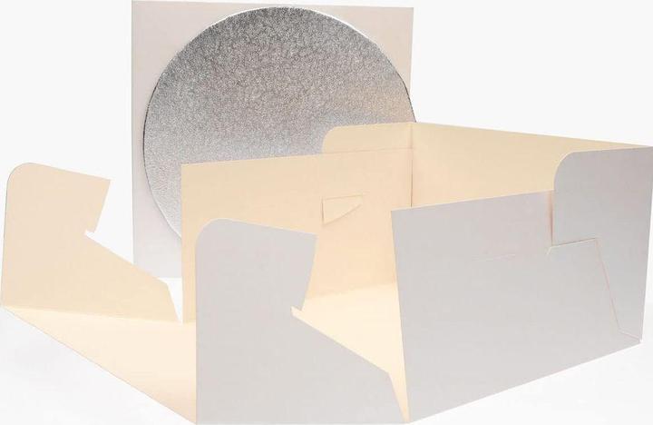 Actual product image FunCakes Cake box and cake plate