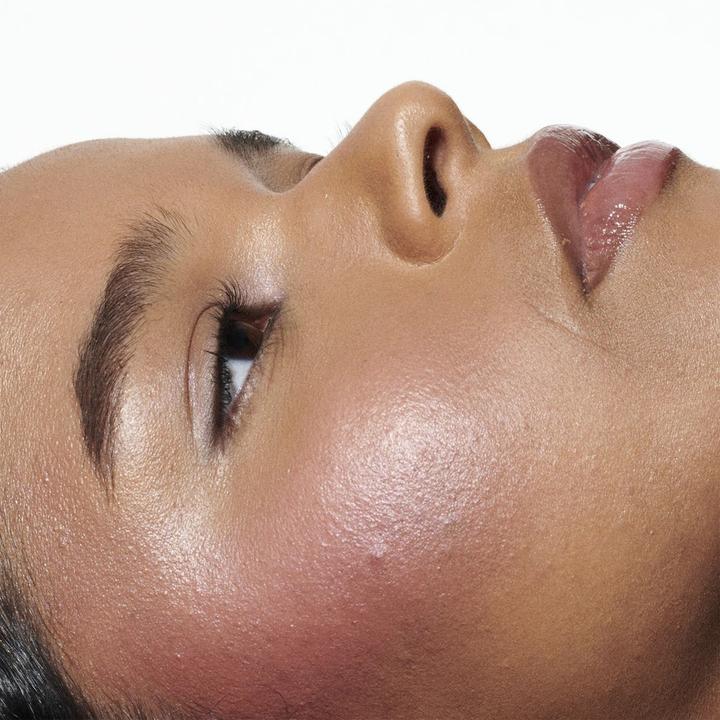 Actual product image MAC Jeans Mac Strobe Liquid Blush 4.3ml - Nitelite (Nitelite)