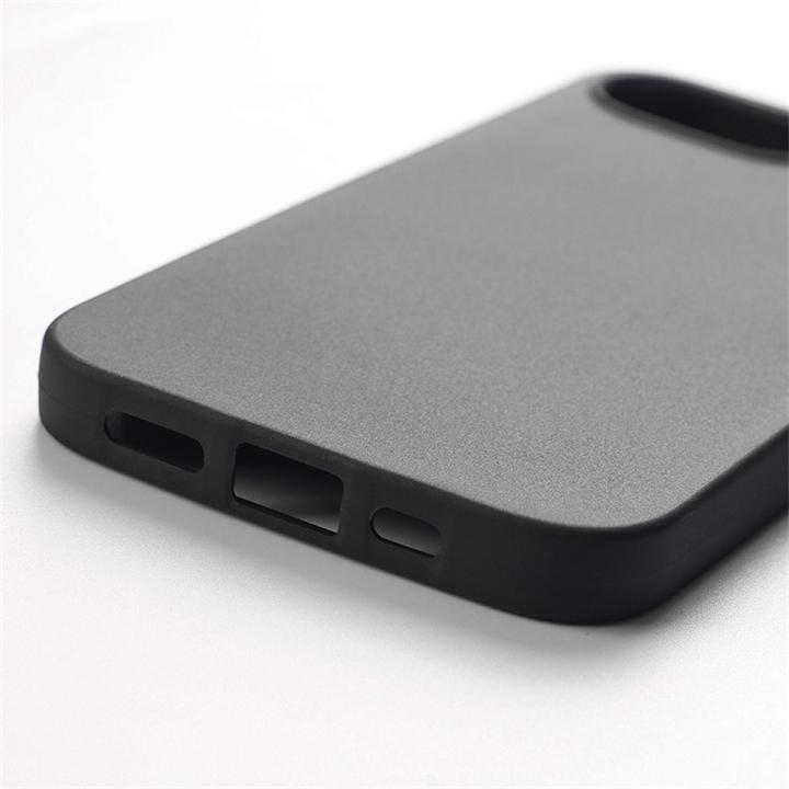 Actual product image Deltalabs Gummi Smartphone Schutzhülle (Apple iPhone 16e)