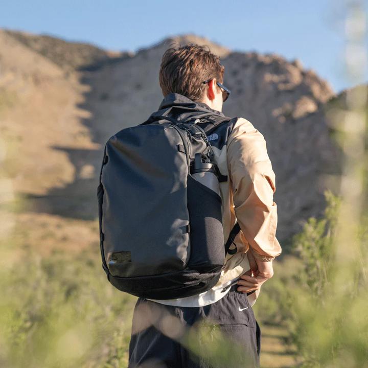 Actual product image Wandrd NIMBUS 18 Black (Photo backpack, 18 l)