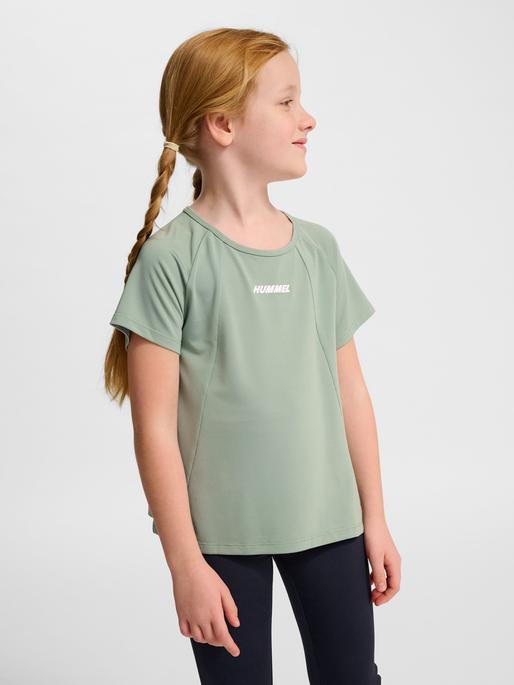 Actual product image hummel Hmlluna Top S/S (122)