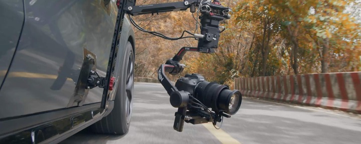 Image du produit DJI RS 2 (Appareil photo reflex, Appareil photo à objectif interchangeable, 4.50 kg)