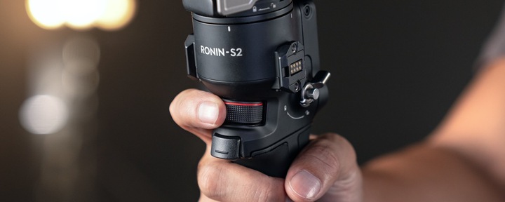 Image du produit DJI RS 2 (Appareil photo reflex, Appareil photo à objectif interchangeable, 4.50 kg)