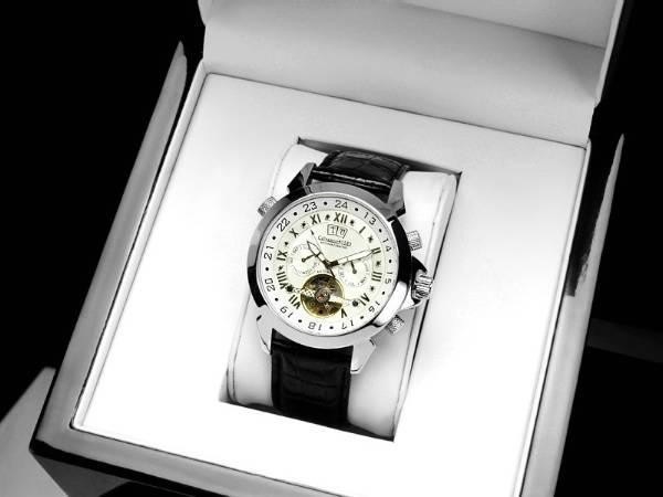 Produktbild Calvaneo 1583 Astonia Black Russian Diamond Automatic (Uhr mit Schmuckstein, 44 mm)