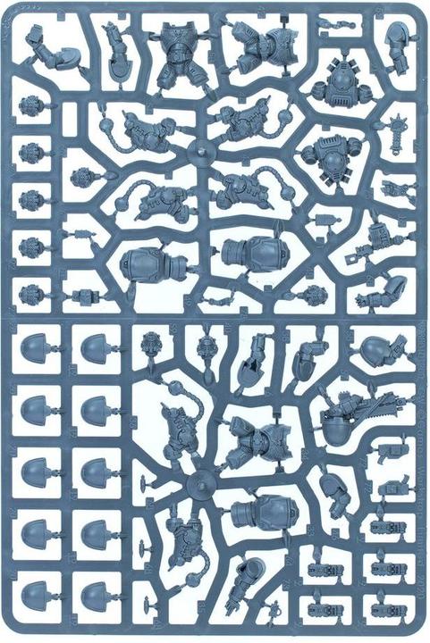 Actual product image Warhammer Fantasy Combat Patrol - Iron Hands (Plastic)