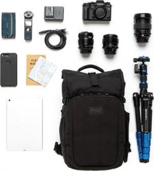 Actual product image Tenba Fulton v2 (Camera shoulder bag, 16 l)