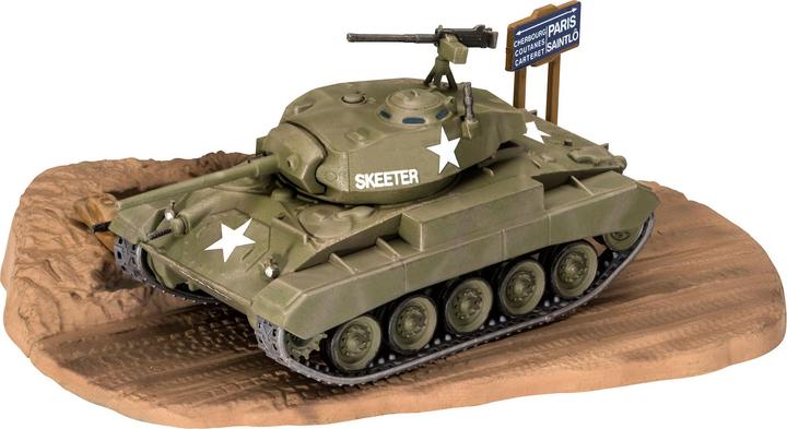 Actual product image Revell M24 Chaffee