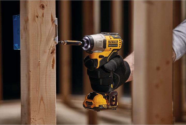Produktbild DeWalt 12V AkkuSchlagschrauber (1/4) DCF801D2 (Akkubetrieb)