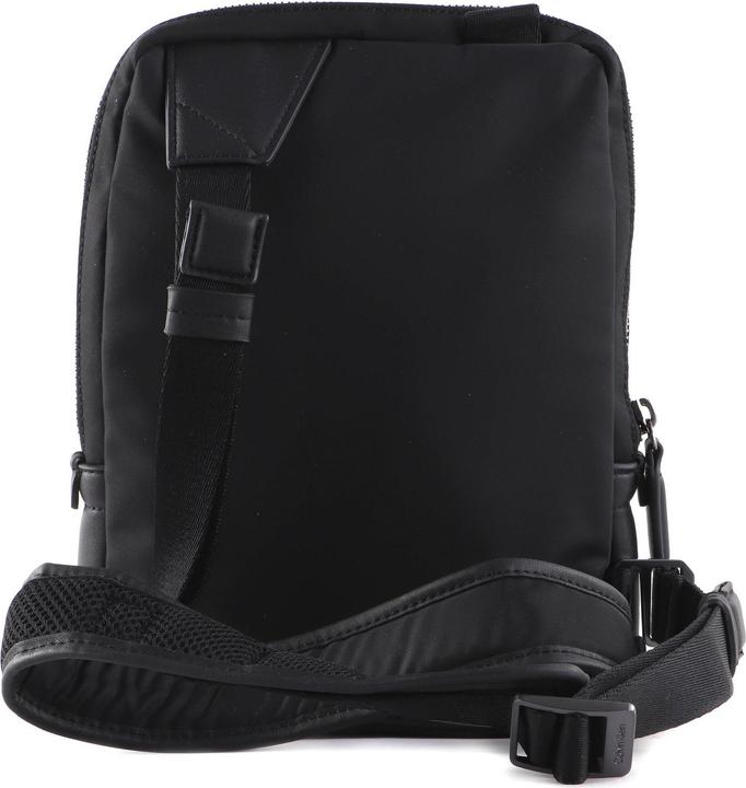 Image du produit Calvin Klein Bodybag CK Elevated Conv Reporter SP23 (28% polyester, 5% Polyuréthane, 67% de polyester recyclé)