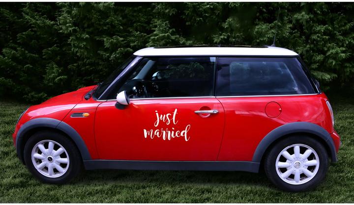 Produktbild Partydeco Auto Sticker Just Married (1 Stk.)