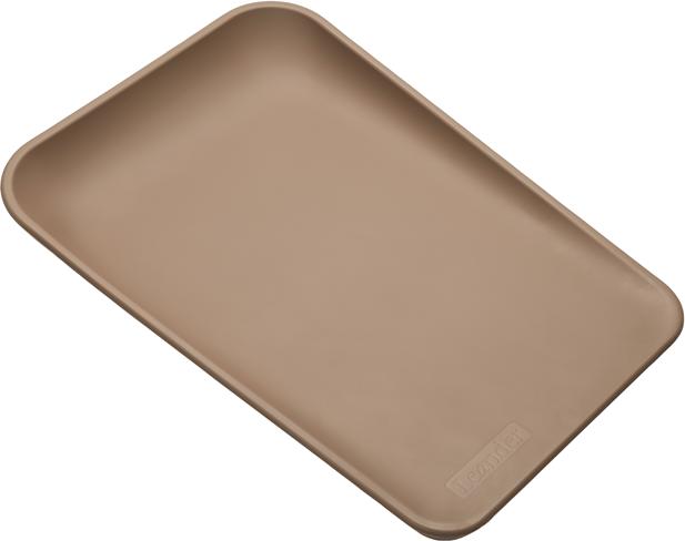 Leander Matty changing mat clay