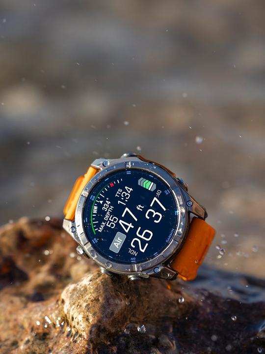 Produktbild Garmin Fenix 8 AMOLED Sapphire Titan (51 mm)