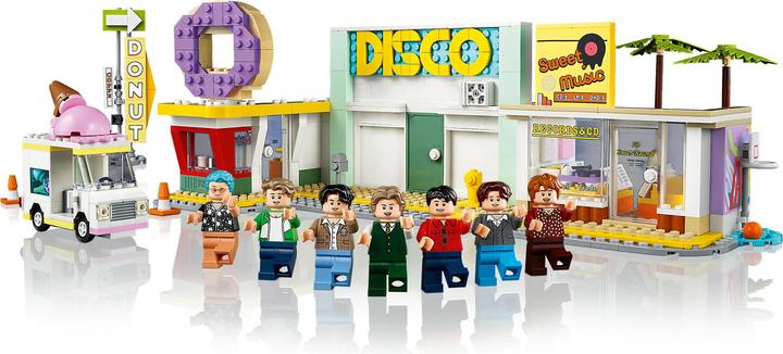 Image du produit LEGO Ideas BTS Dynamite (21339, LEGO Ideas, LEGO difficiles à trouver)