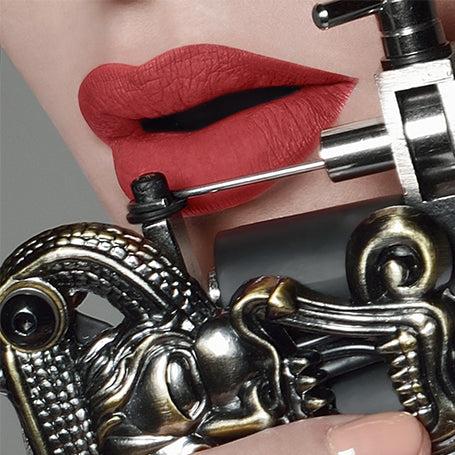 Immagine prodotto Mulac Velvet Ink Matte Liquid Lipstick 04 Old School (04 Vecchia scuola)