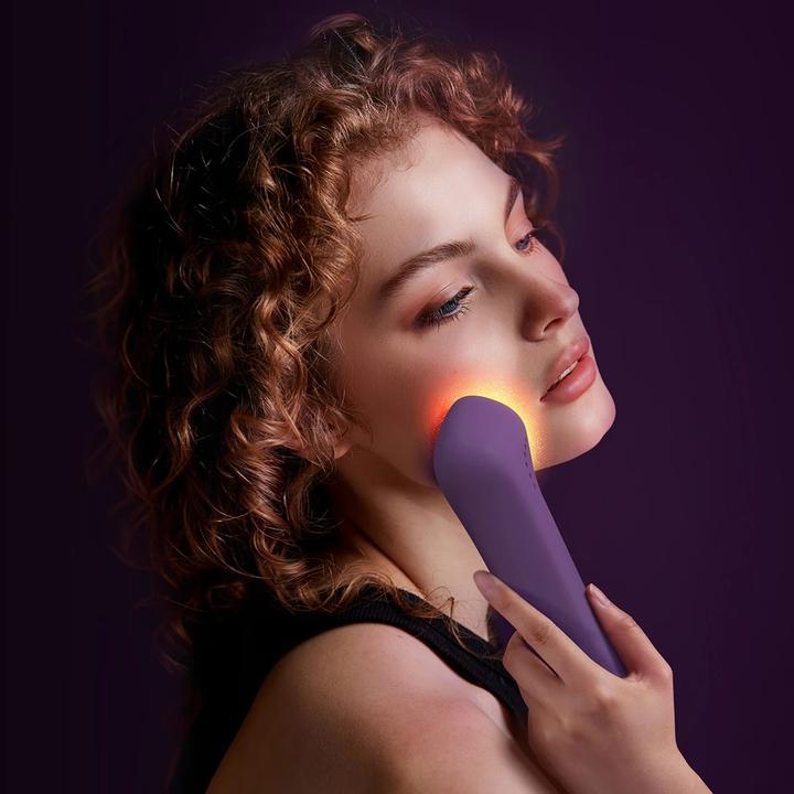 Actual product image Foreo FAQ 501 Red Light Therapy Device