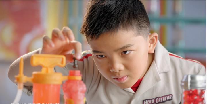 Actual product image Goo Jit Zu Hero Creator - Blazagon