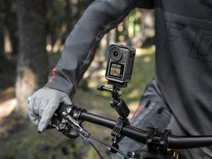 Actual product image DJI Osmo Action 3 Adventure Combo (24p, Bluetooth, Wi-Fi)