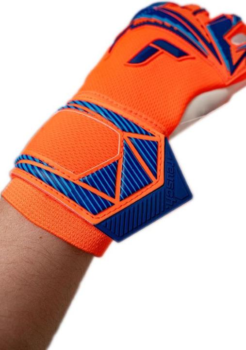 Reusch Attrakt Freegel Advance (8)