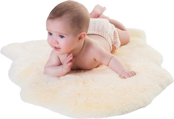 Actual product image Der Fellhof Lamb Feather (70 cm)