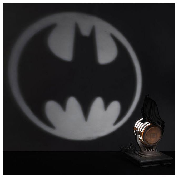 Produktbild Paladone Products DC Comics Lampe Batman auf Batsignal