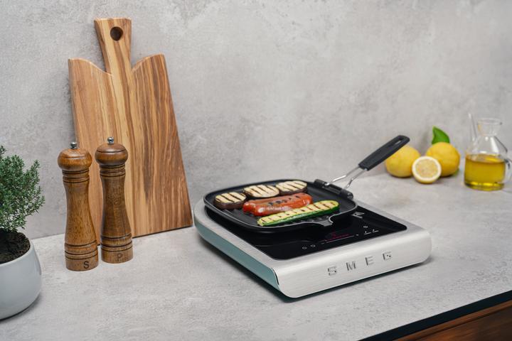 Actual product image Smeg PIC01EGMEU Table-top induction hob, green, aluminium