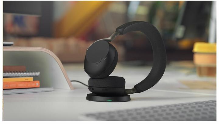 Actual product image Jabra Evolve3 75 MS + charging station (Wireless, USB-A, Microsoft teams)