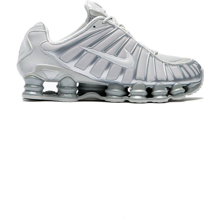 Metallic Silver, photon dust