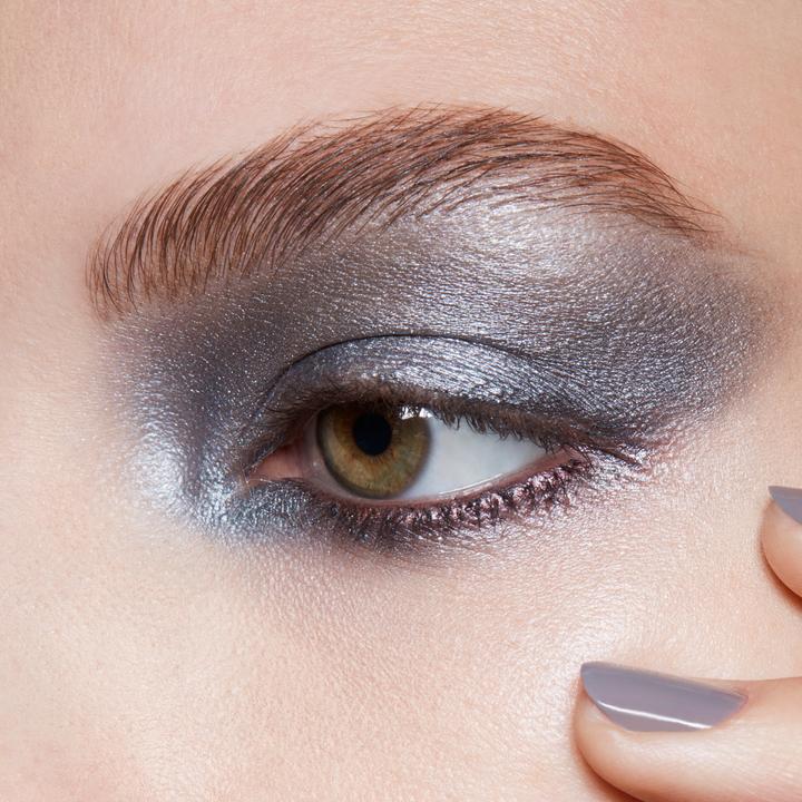 Actual product image MAC Cosmetics Extra Dimension Eye Shadow (Evening Grey)