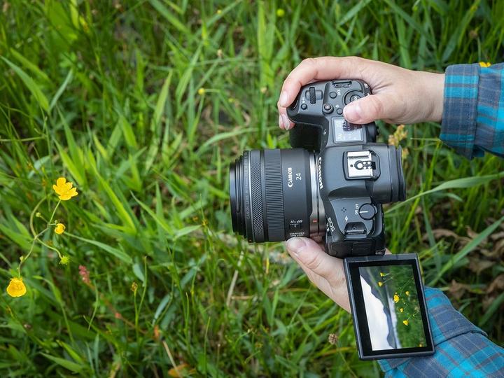 Actual product image Canon RF 24mm f/1.8 Macro IS STM (Canon RF, full size)