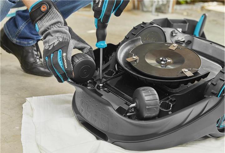 Actual product image Gardena Maintenance and cleaning set 4067-20 (Mowing robot, Robot mower installation)