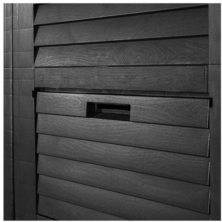 Actual product image Weber Home Raised bed with storage compartments