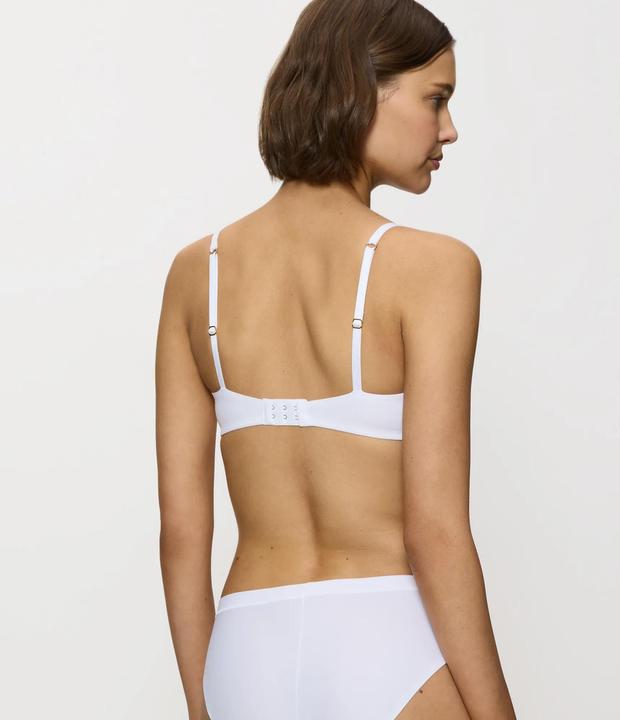 Produktbild Triumph Body Make-Up Essentials WHU (Einzelpack, 80 B)