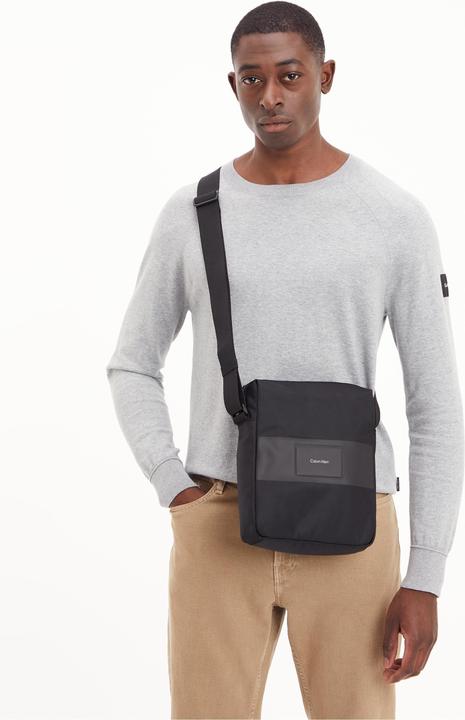 Produktbild Calvin Klein Herren Must T Reporter 545 Tasche, Ck Schwarz, One Size (98% Polyester, 2% Polyurethan)