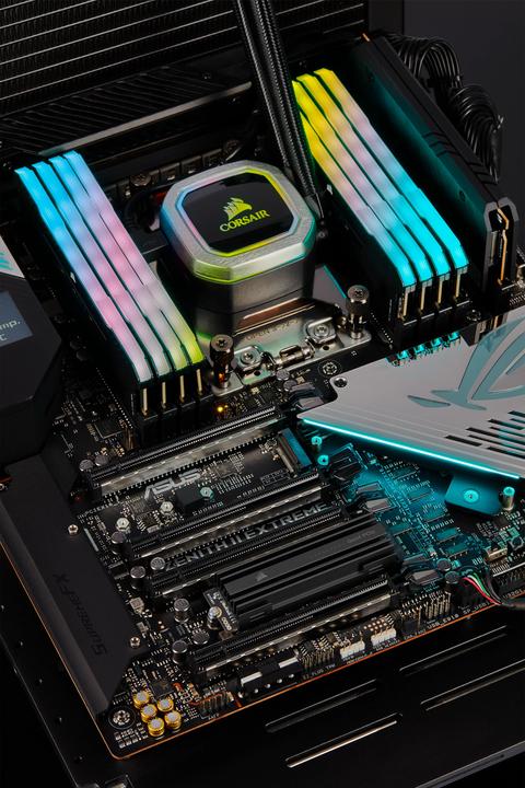 Actual product image Corsair MP600 PRO (2000 GB, M.2 2280)