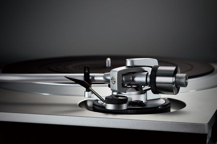 Actual product image Technics SL-1500CEG-S Premium Class turntable (Manual)