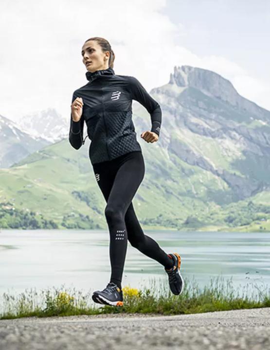 Image du produit Compressport Veste d'hiver isolée 10/10 W (M)