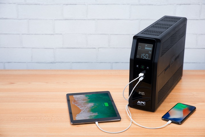 Actual product image APC BR1600SI (1600 VA, 960 W, Line-interactive UPS)