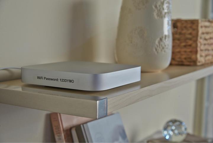 Produktbild Dymo D1 Schriftband 43610 6mmx7.0m schwarz->transp. (0.60 cm, Schwarz, Transparent)