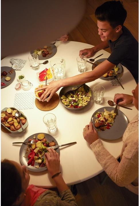 Produktbild Philips LED Lampe (E27, 806 lm, 1 x)